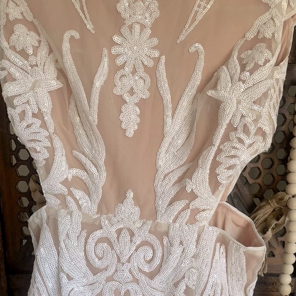 New RYSE The Label Emily Cutout Sequin Dress - Picture 3 of 5